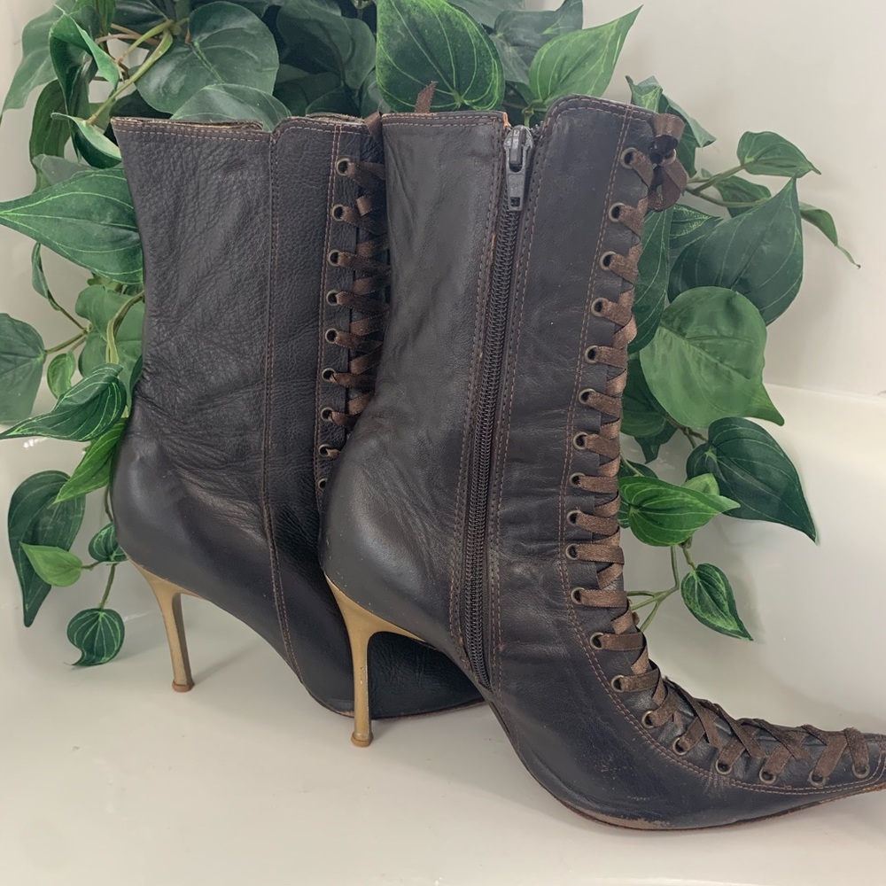 Size 7 heel boots from Colombia REAL leather